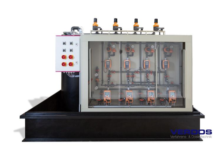 IBC-Umfüll- und Dosierstation